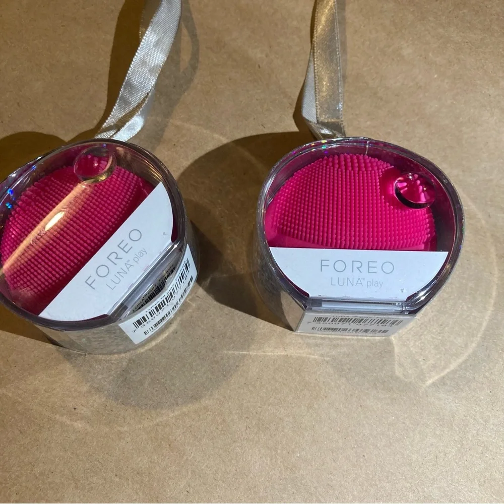 2 x Foreo LUNA play
